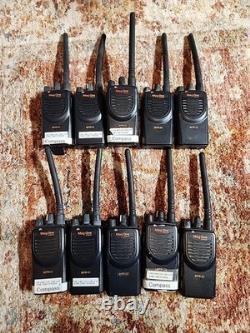 (Lot de 10) Motorola BPR40 UHF Mag One Radio Bidirectionnelle AAH84RCJ8AA1AN NON TESTÉE