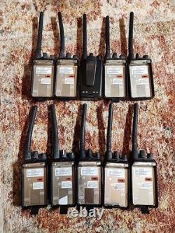 (Lot de 10) Motorola BPR40 UHF Mag One Radio Bidirectionnelle AAH84RCJ8AA1AN NON TESTÉE