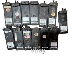 Lot de 13 radios bidirectionnelles Motorola MTS2000 H01UCD6PW1BN, fonctionnelles, avec 14 batteries