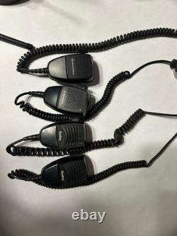 Lot de 13 radios bidirectionnelles Motorola Radius VHF, toutes sur la même fréquence, avec chargeurs et micros