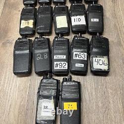 Lot de 22 radios bidirectionnelles numériques Motorola XPR6350 MOTOTRBO VHF 5w AAH55JDC9LA1AN