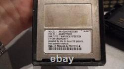 Lot de 2 radios bidirectionnelles Motorola MTX9250 900MHz AAH25WCH4GB6AN avec batterie