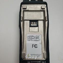 Lot de 2 radios bidirectionnelles UHF Motorola CP200d AAH01QDC9JC2AN 403-470MHz