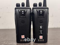 Lot de 2 radios bidirectionnelles UHF Motorola Radius CP200 AAH50RDC9AA1AN R90