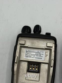 Lot de 3 radios bidirectionnelles Motorola CP200D AAH01JDC9JA2AN à lire