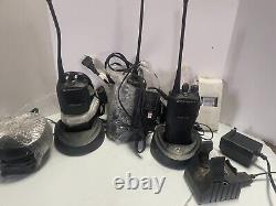 Lot de 3 radios bidirectionnelles Motorola Radius CP200