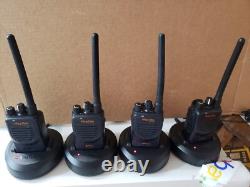 Lot de 4 Mag One par Motorola BPR40 Chargeur Radio Bidirectionnelle 8CH avec BASE DE CHARGE (4 pièces)