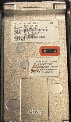 Lot de 4 radios UHF 8 canaux Motorola BPR40 et (4) chargeurs (4) micros AAH84RCS8AA1AN