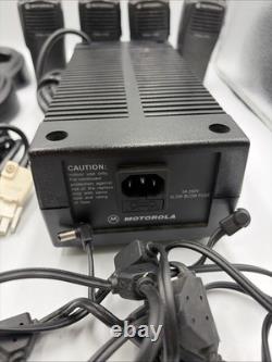 Lot de 4 radios bidirectionnelles Motorola Radius CP200 VHF, 6 bases, 1 chargeur ?????, à lire