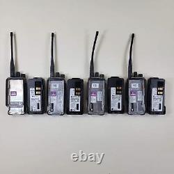 Lot de 4 radios bidirectionnelles Motorola XPR3500 et XPR3500e AAH02RDH9JA2AN