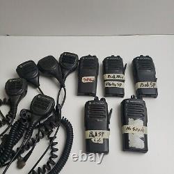 Lot de 5 radios bidirectionnelles UHF Motorola CP200d AAH01QDC9JC2AN 403-470 MHz (À LIRE)