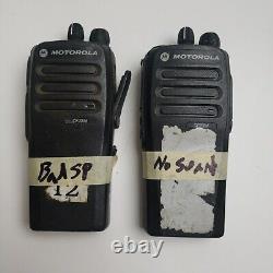Lot de 5 radios bidirectionnelles UHF Motorola CP200d AAH01QDC9JC2AN 403-470 MHz (À LIRE)