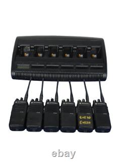 Lot de 6 radios bidirectionnelles Motorola XPR3300e UHF 403-512MHz avec chargeur AAH02RDC9VA1AN