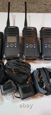 Lot de 6 radios bidirectionnelles numériques Motorola DTR700 DTR 700 et chargeurs