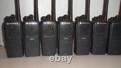Lot de 9 radios bidirectionnelles Motorola PR860 VHF 136-174 5W 16CH AAH45KDC9AA3AN avec batterie