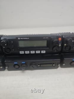Lot de cinq (5) radios bidirectionnelles Motorola XTL2500 700-800 MHz UHF M21URM9PW1AN