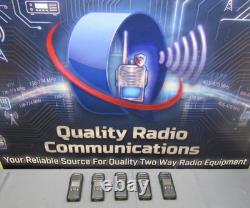 Lot de cinq radios bidirectionnelles Motorola DTR700 DTS150NBDLAA 900 MHz en état de fonctionnement