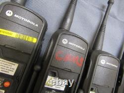 Lot de dix radios bidirectionnelles numériques Motorola DTR650 900 MHz avec antenne