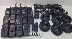 Lot de radios bidirectionnelles Motorola BPR40 Mag One UHF/VHF, chargeurs, batteries PIECES