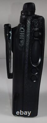 MOTOROLA HT1250 UHF 450-520 MHz Radio bidirectionnelle Police, Pompiers, EMS AAH25SDF9AA5AN