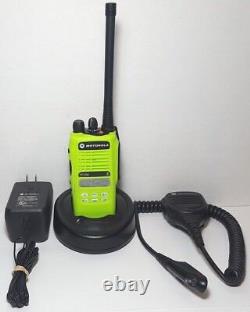 MOTOROLA HT1250 VHF 136-174MHz Radio bidirectionnelle Police Pompiers EMS AAH25KDF9AA5AN