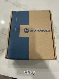 MOTOROLA MTP8550Ex Radio portable bidirectionnelle TETRA