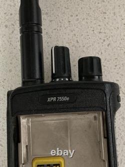MOTOROLA XPR 7550e MOTOTRBO UHF 403-512 MHz TDMA radio bidirectionnelle numérique non testée