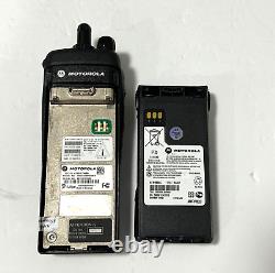 MOTOROLA XTS1500 UHF 450-520 MHz Radio bidirectionnelle H66SDD9PW5BN SANS Antenne #J