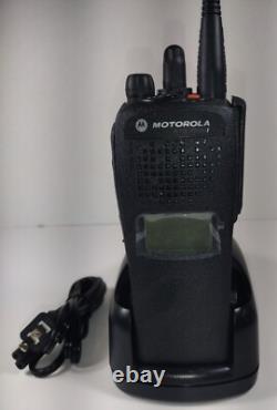MOTOROLA XTS2500 1,5 UHF 380-470 MHz Radio bidirectionnelle numérique P25 H46QDD9PW5BN ADP