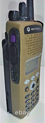 MOTOROLA XTS2500 III UHF 380-470 MHz Radio Numérique Bi-Directionnelle P25 H46QDH9PW7BN AES