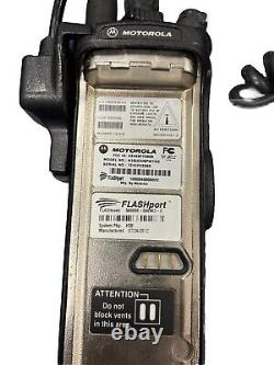 MOTOROLA XTS5000 700 800 MHz P25 Radio numérique Police Incendie EMS H18UCH9PW7AN XTS