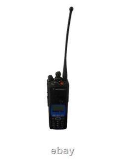 MOTOROLA XTS-5000 Radio VHF Bidirectionnelle Avec Batterie Et Chargeur H18KEH9PW7AN