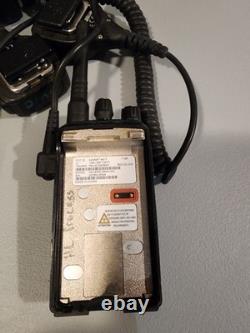 Mag One BPR40 Talkies-Walkies à Deux Voies AAH84RCS8AA1AN Lot de 3 Tous Fonctionnels