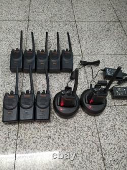 Mag One de Motorola Chargeur BPR40 8CH Radio Bidirectionnelle (10 pièces) et BASE DE CHARGE (2 pièces)