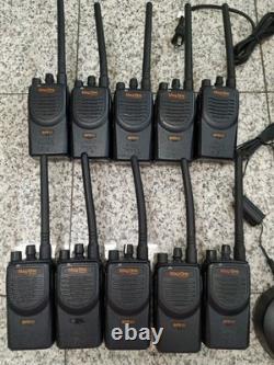Mag One de Motorola Chargeur BPR40 8CH Radio Bidirectionnelle (10 pièces) et BASE DE CHARGE (2 pièces)