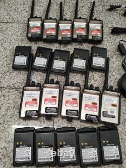 Mag One de Motorola Chargeur BPR40 8CH Radio Bidirectionnelle (10 pièces) et BASE DE CHARGE (2 pièces)
