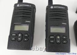 Motorola 2007 Série RDX RDU2080d Talkie-walkie avec chargeurs et batteries