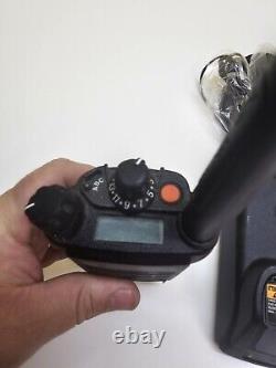 Motorola APX7000R VHF 700 / 800 MHz Radio bidirectionnelle à deux voies H97TGD9PW1AN avec chargeur APX7000