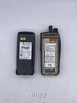 Motorola Aah55qdh9la1an Xpr 6550 Radio bidirectionnel portable avec batterie