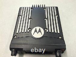 Motorola Améliorée Xtl5000 Vhf P25 Radio Mobile De Trunking Digital 50 Watt
