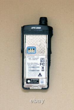 Motorola Apx2000 7-800 Mhz Radio Et Batterie Uniquement / Alt. Vers Apx4000 Et Apx1000