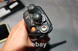 Motorola Astro 800mhz Xts5000 H18uch9pw7an Modèle III Two Way Radio Witho Batterie