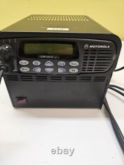 Motorola CDM1550 LS+ 136-174 MHz 45 Watt VHF Base Radio Astron à deux voies avec micro de bureau