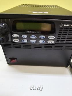 Motorola CDM1550 LS+ 136-174 MHz 45 Watt VHF Base Radio Astron à deux voies avec micro de bureau