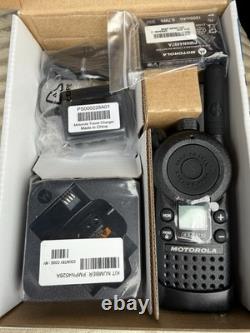 Motorola CLS1110 Radio bidirectionnelle portative professionnelle UHF 1 canal 1 watt