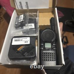 Motorola CLS1410 radio bidirectionnelle professionnelle UHF 1 watt à 4 canaux