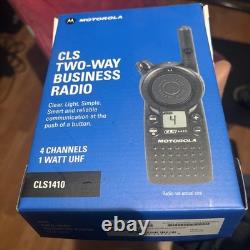 Motorola CLS1410 radio bidirectionnelle professionnelle UHF 1 watt à 4 canaux