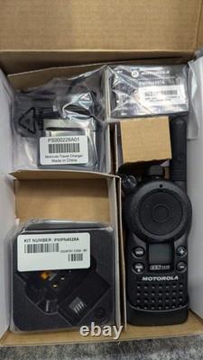 Motorola CLS-1410 Radio bidirectionnel UHF compact CLS Series pour chantier