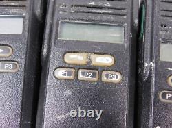 Motorola CP185 Radio Portable Bi-Directionnel AAH03RDF8AA7AN LOT DE PIÈCES OU RÉPARATION
