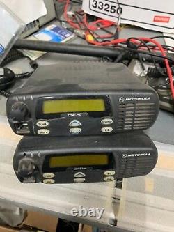 Motorola Cdm1250 Vhf Radio Mobile Dans Les Deux Sens 136-174mhz 64ch 45w